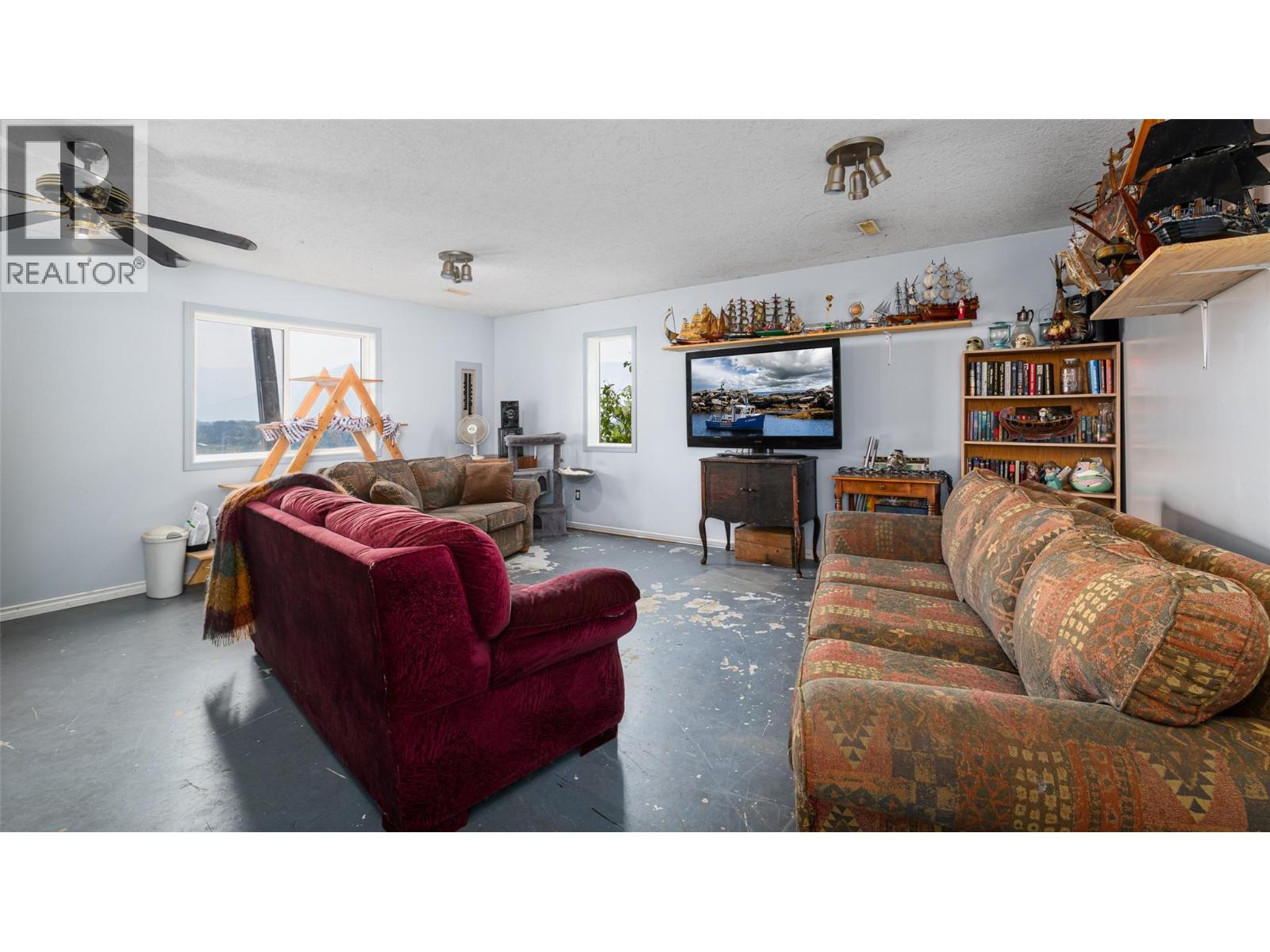 4840 Lower Wynndel Road - Image 15