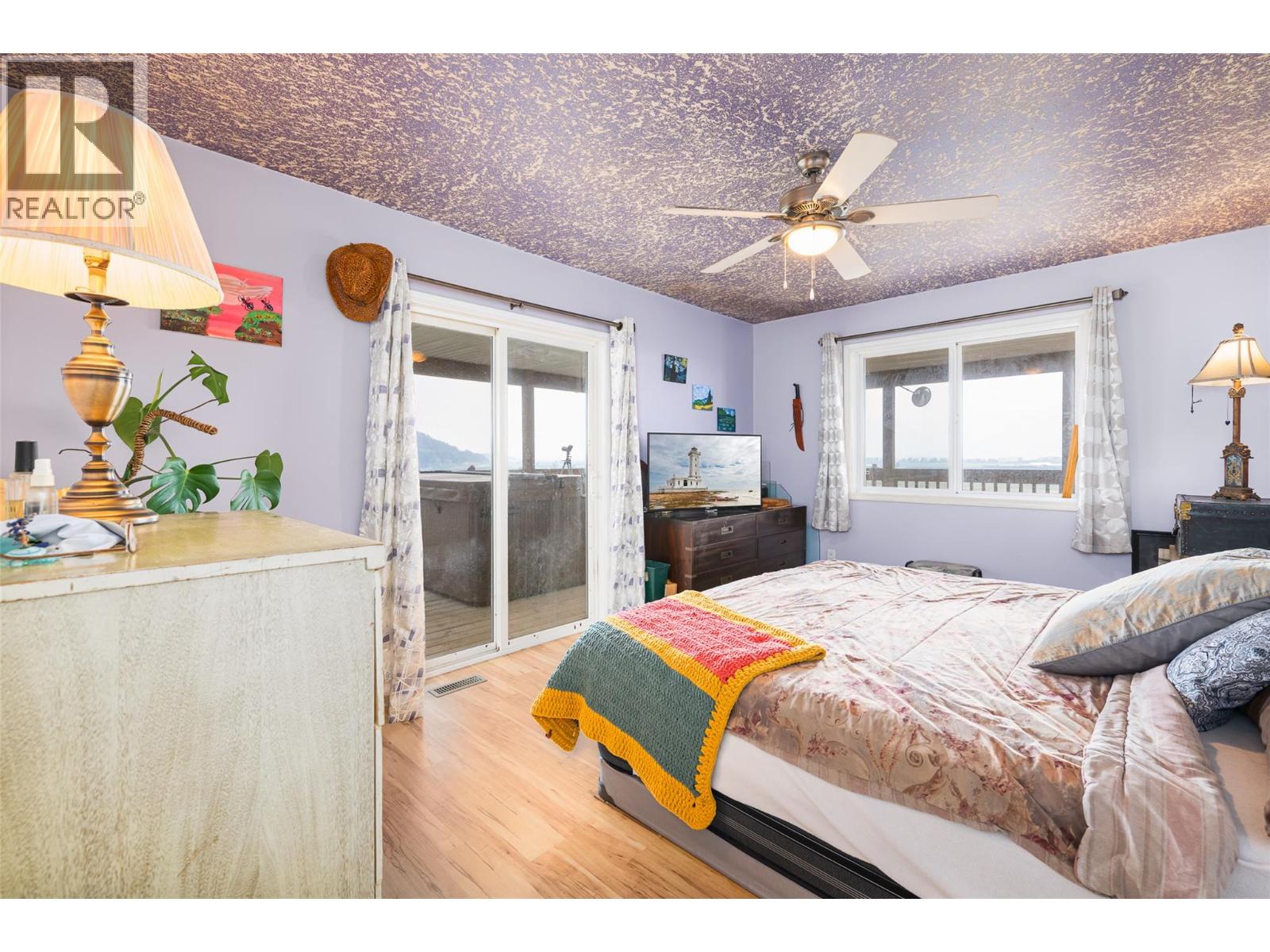 4840 Lower Wynndel Road - 10