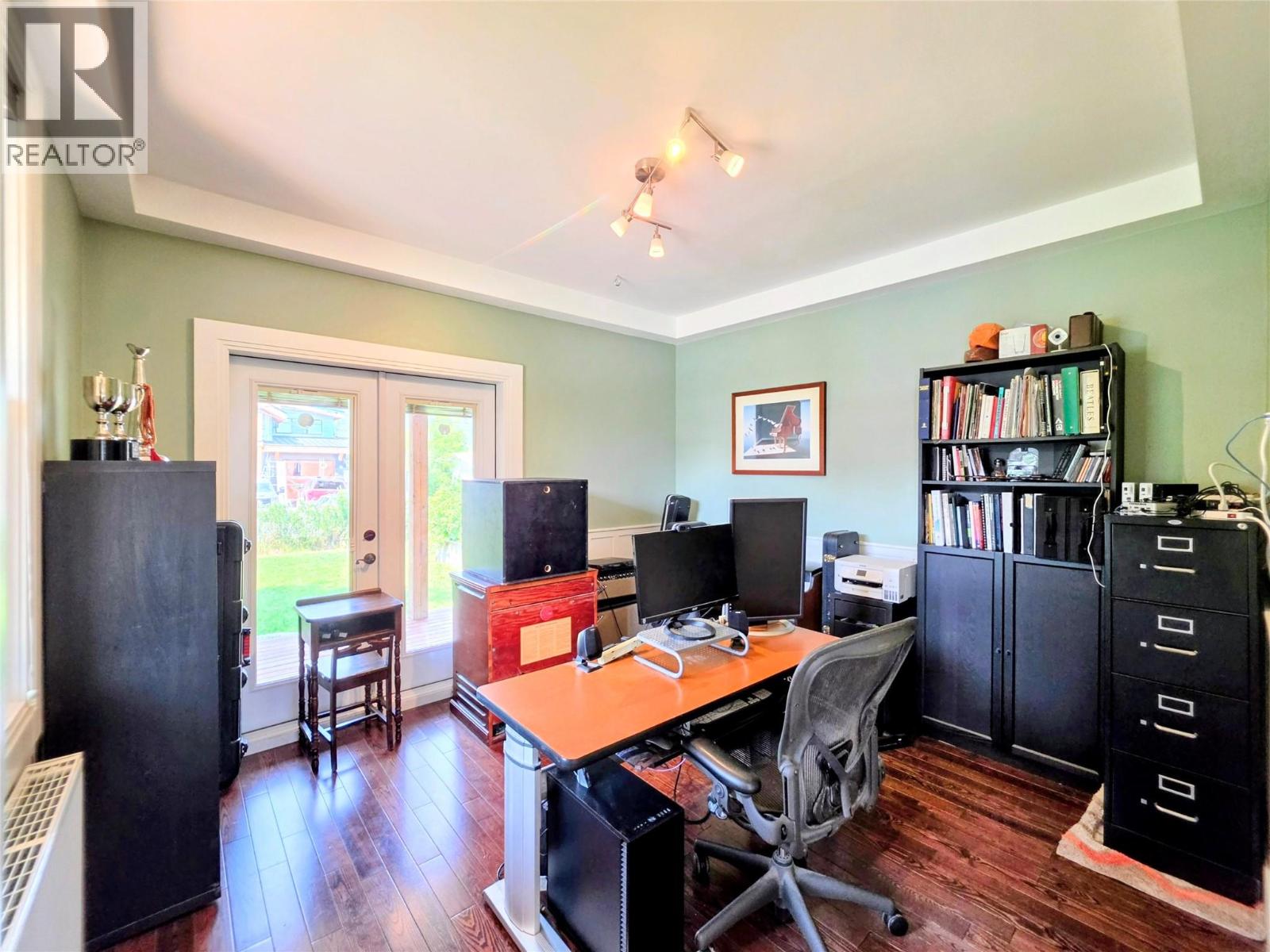 602 5 Avenue - 6