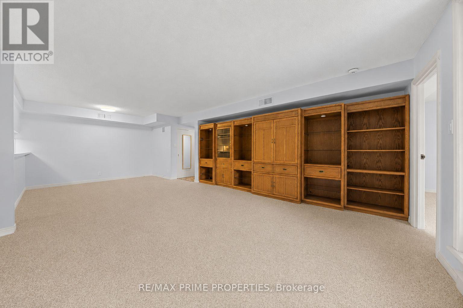 #105 205 SOMERSET STREET W - Image 12