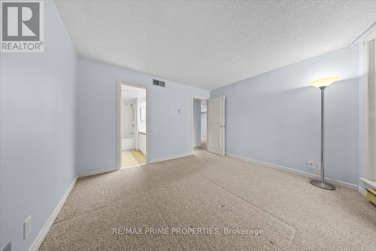 #105 205 SOMERSET STREET W - Image 22