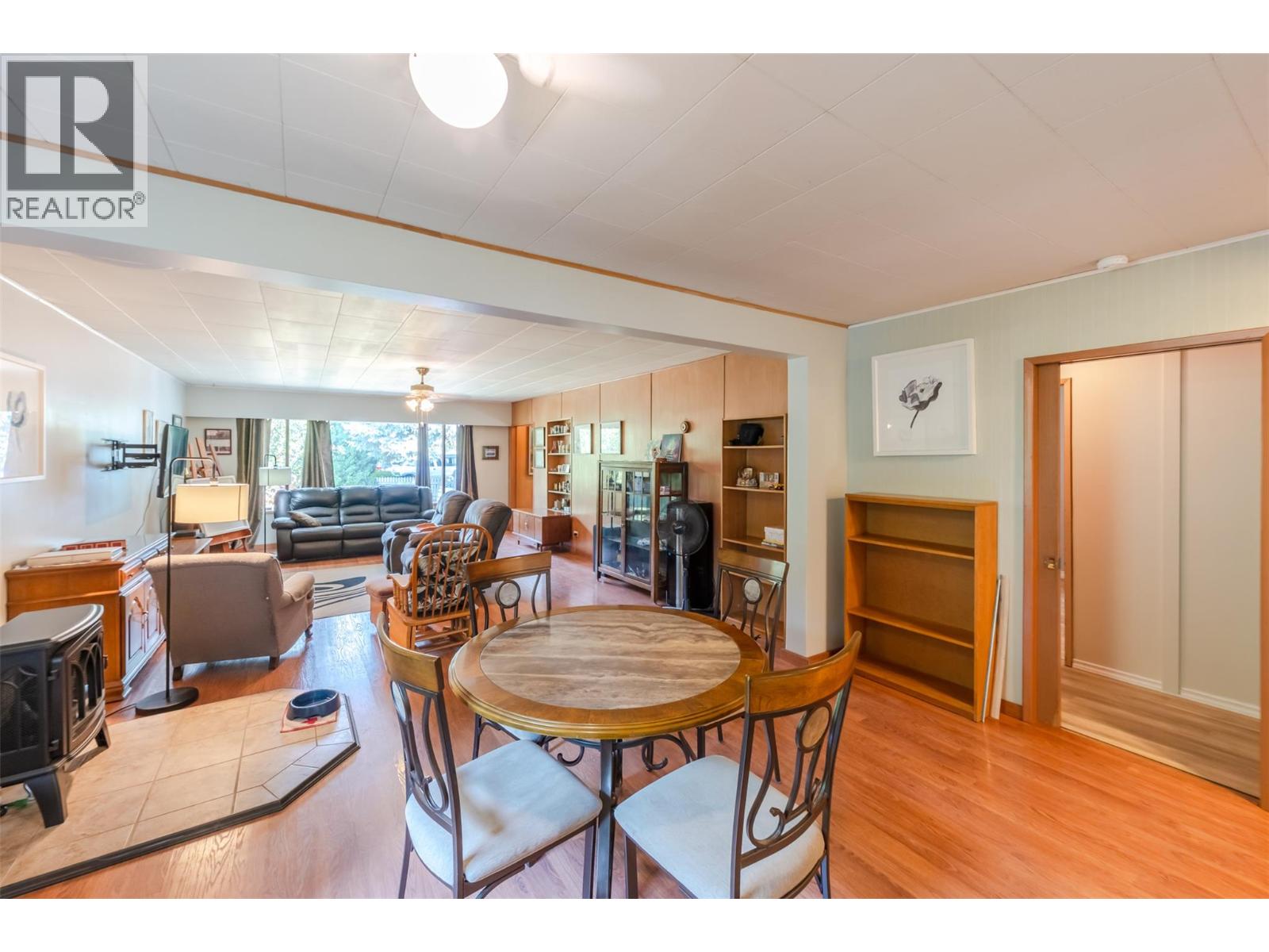 5401 Highway 97 - 16
