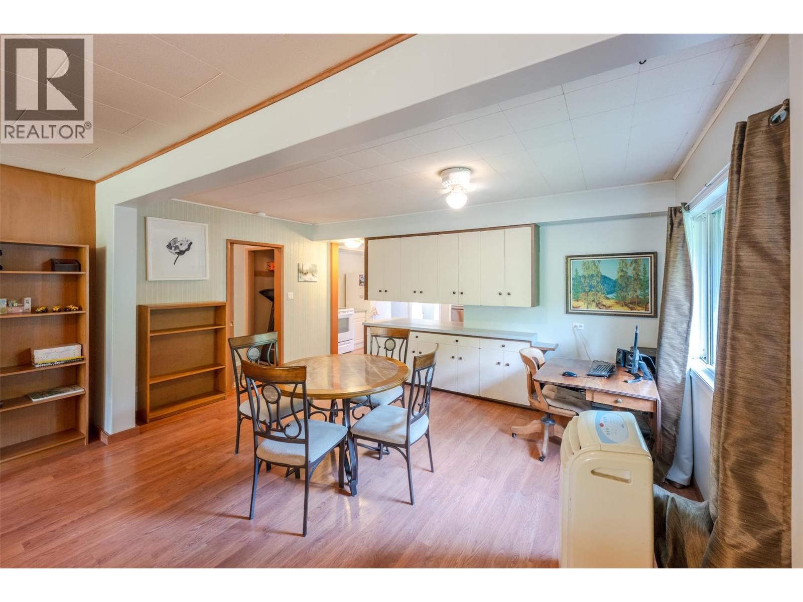 5401 Highway 97 - 12