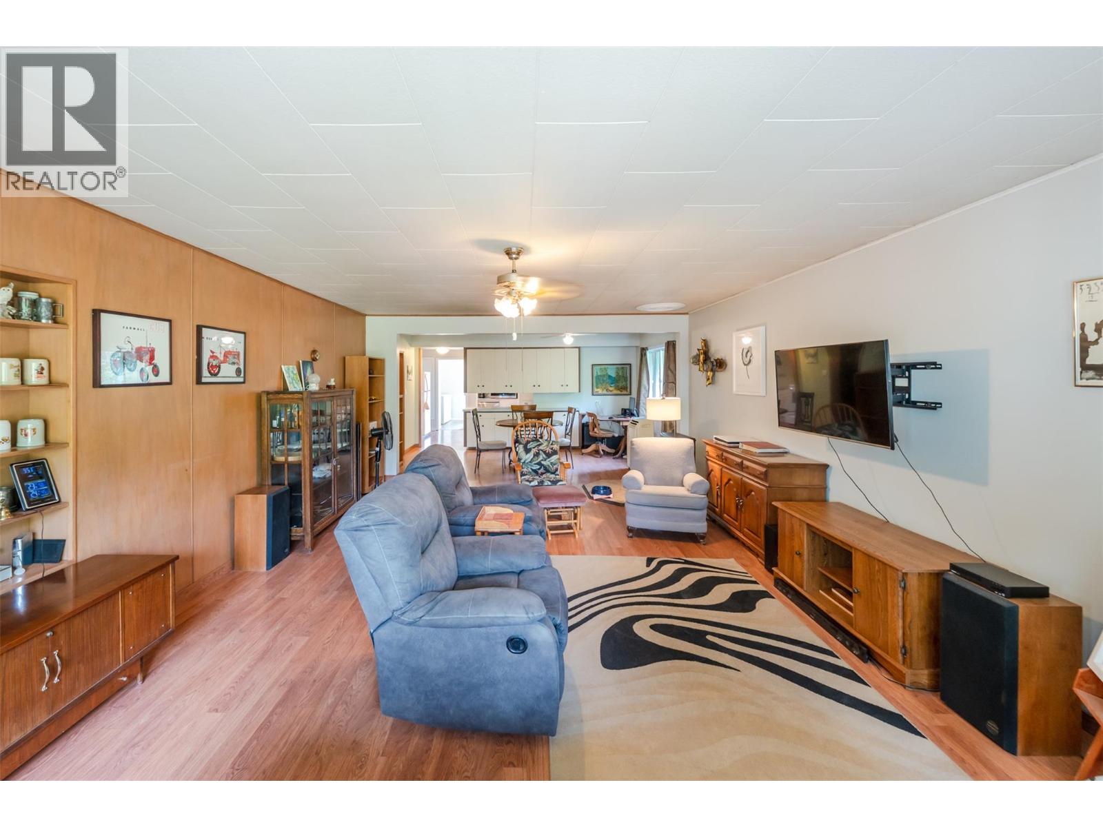 5401 Highway 97 - 9