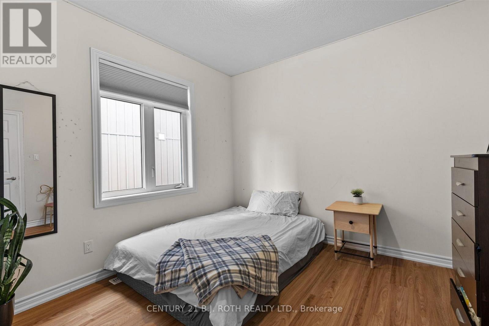 211 ROY DRIVE - Image 20
