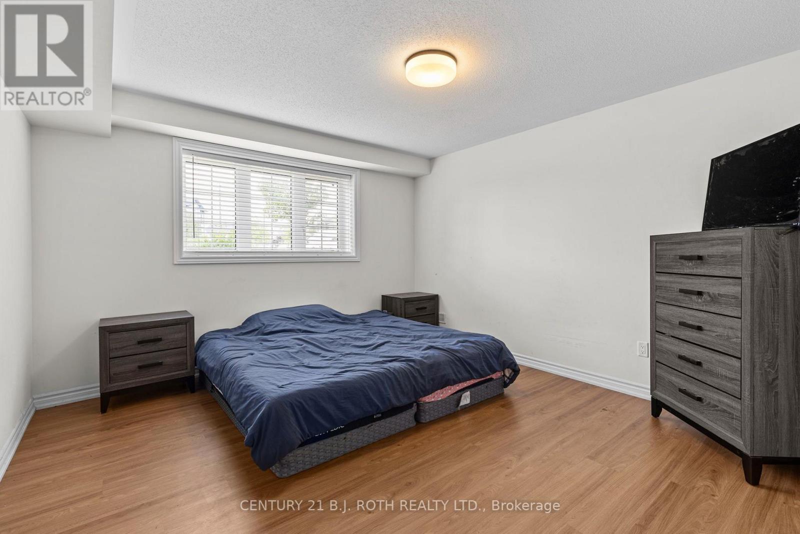 211 ROY DRIVE - Image 22