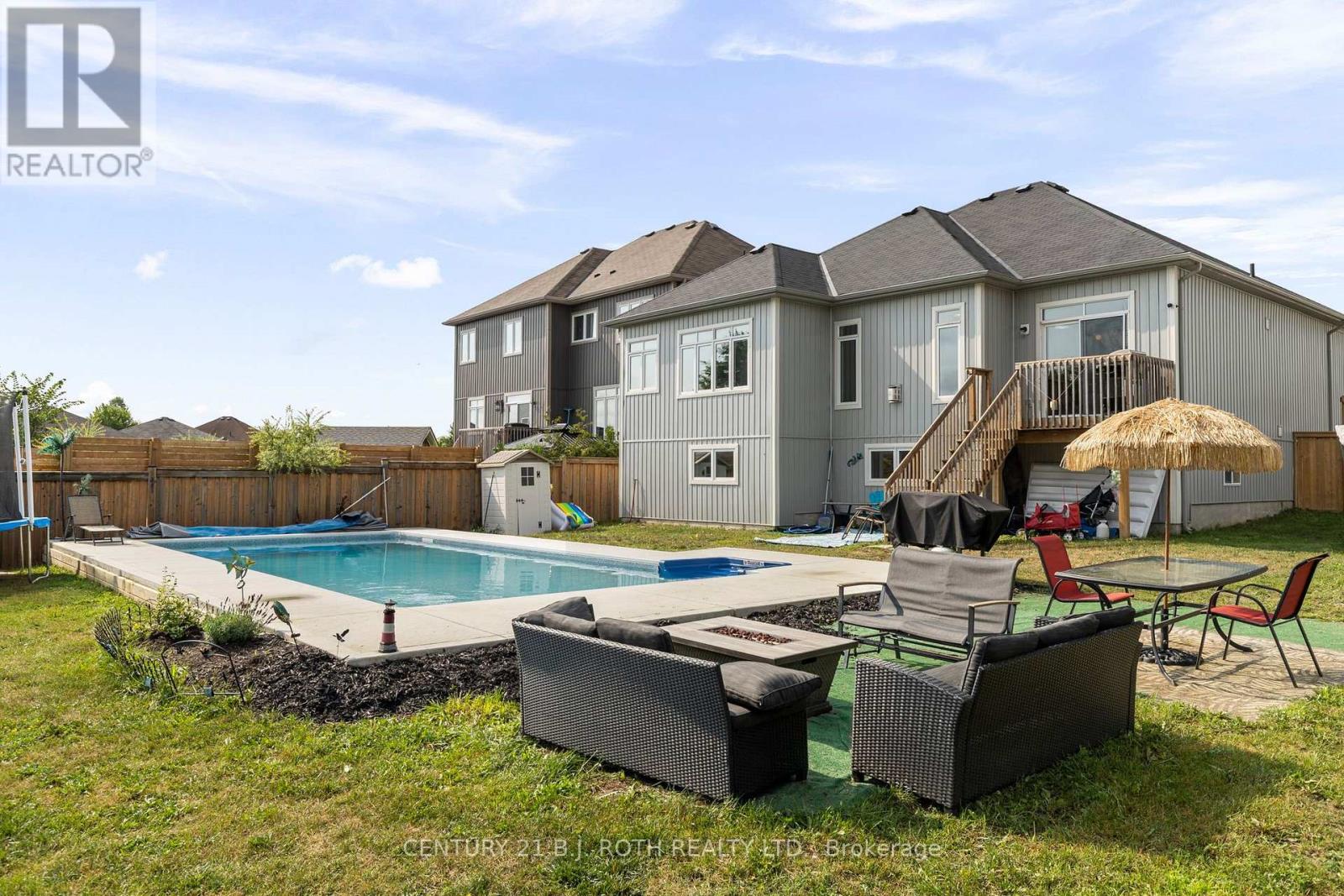 211 ROY DRIVE - 25