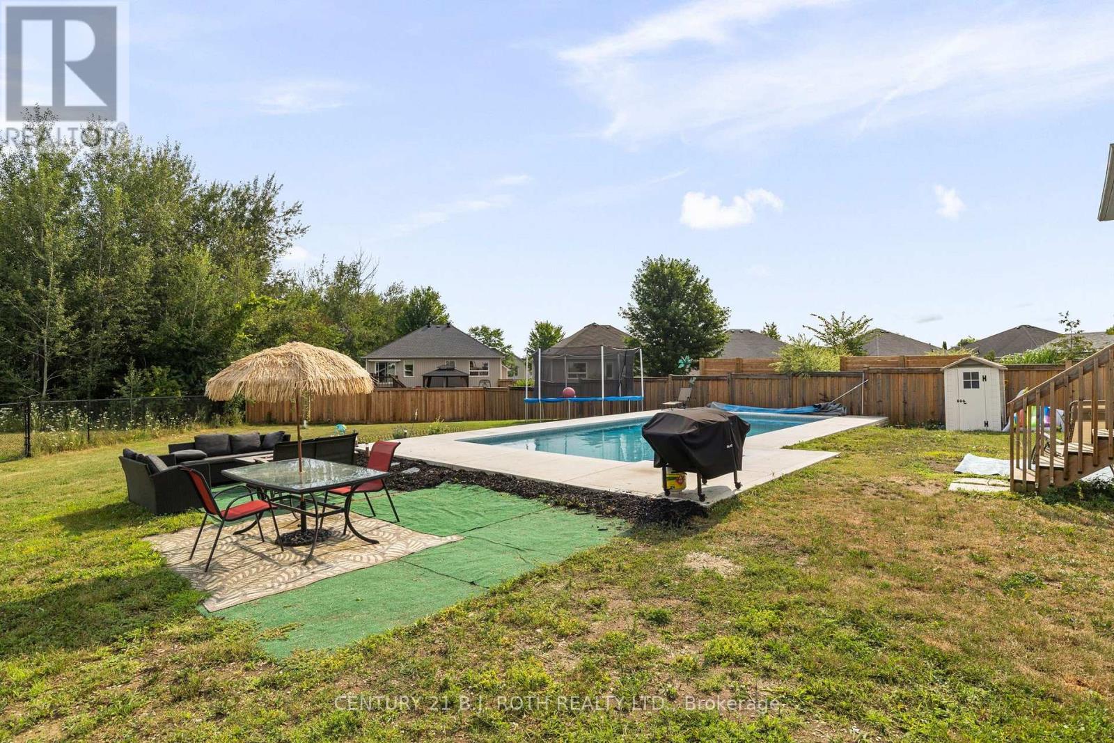 211 ROY DRIVE - Image 27