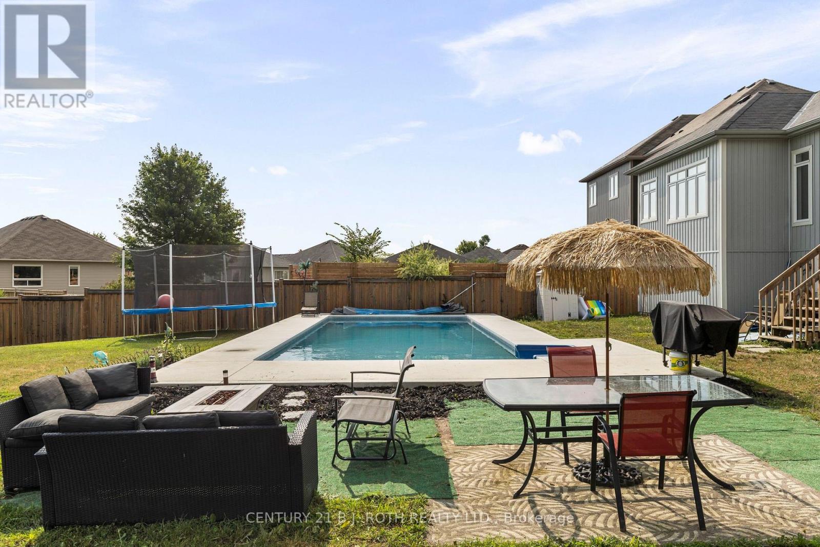 211 ROY DRIVE - Image 28