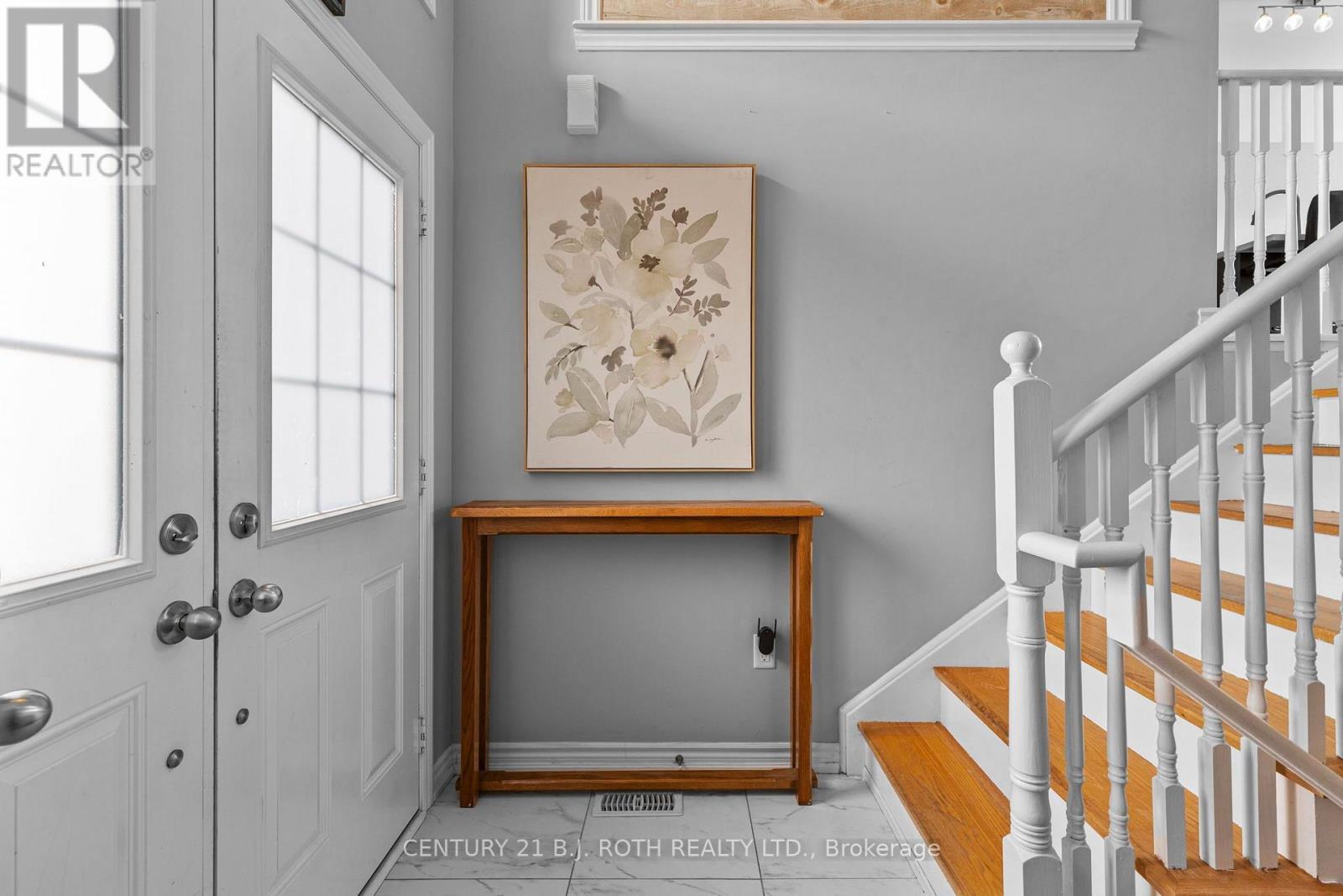 211 ROY DRIVE - Image 3