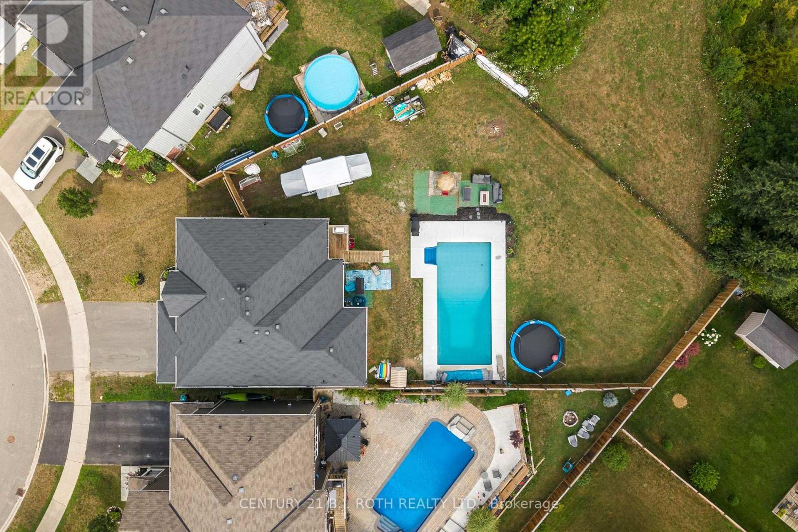211 ROY DRIVE - Image 31