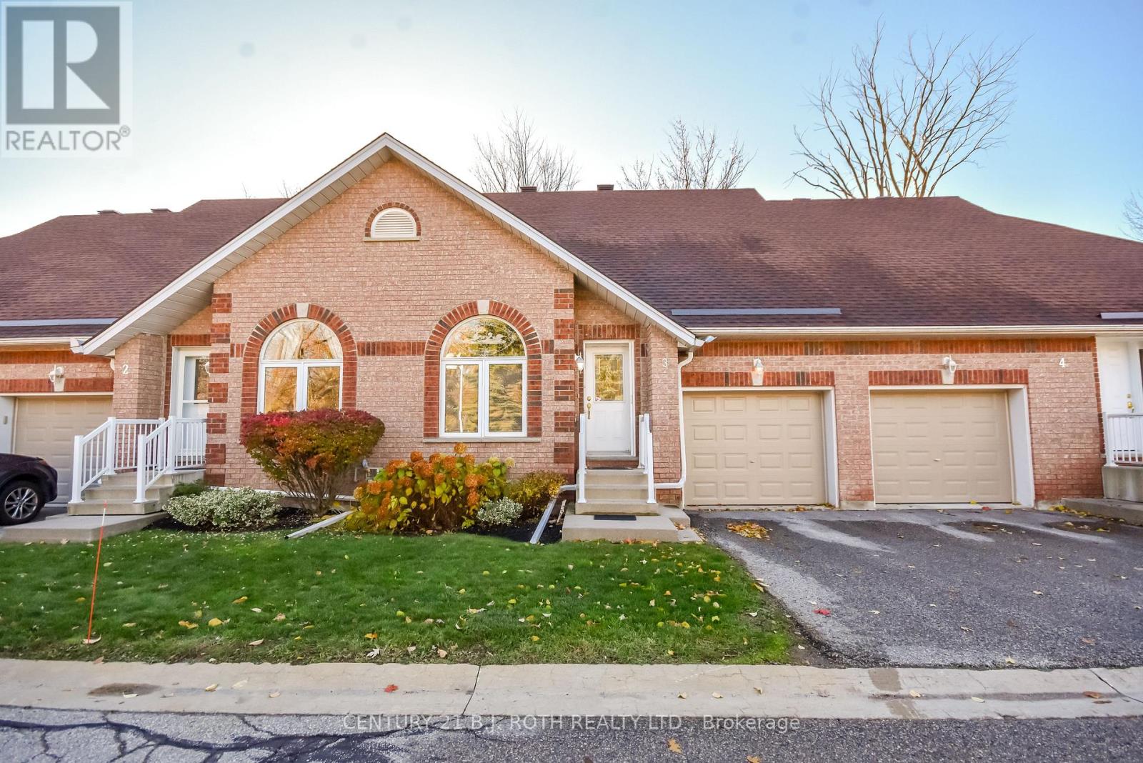 #3 358 LITTLE AVENUE - 2