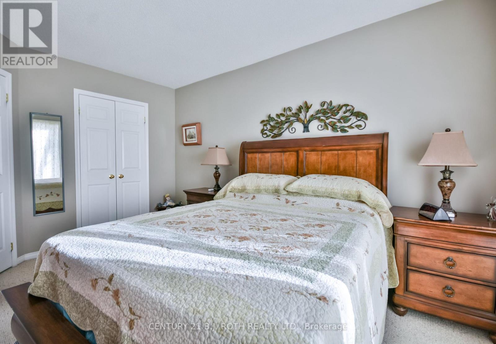 #3 358 LITTLE AVENUE - 22