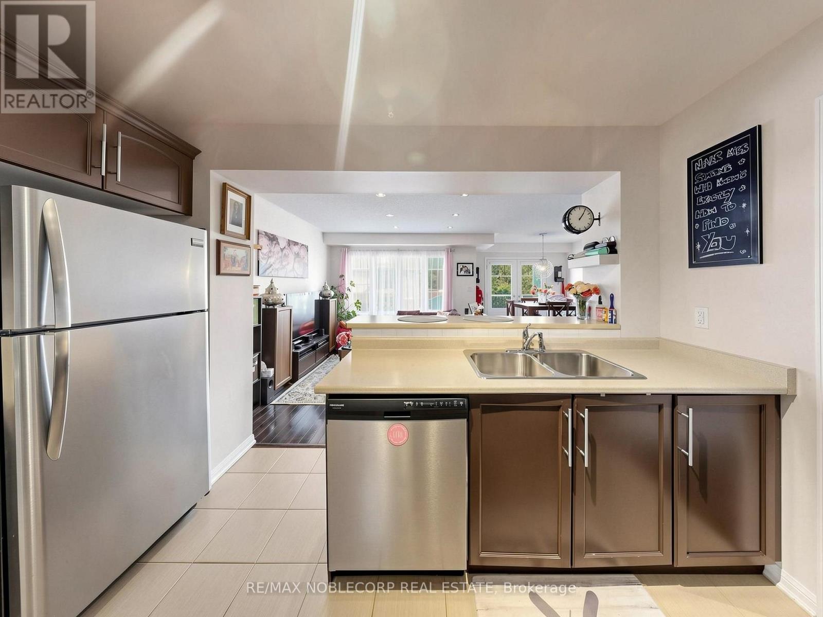8 DEANCREST ROAD - 17