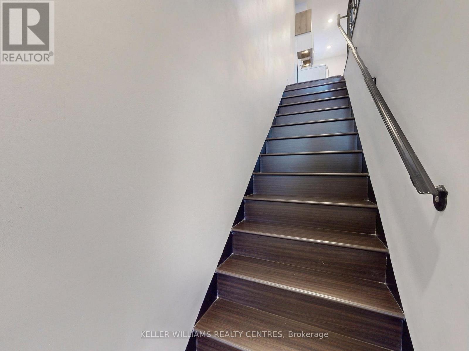 62 HOUNSLOW HEATH ROAD - Image 13