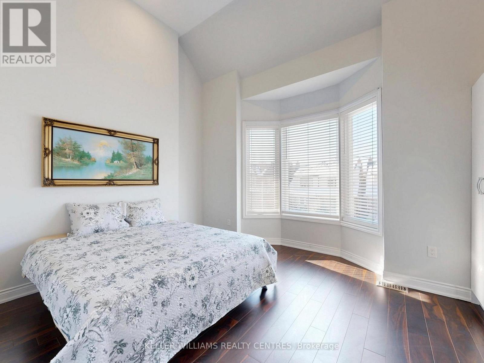 62 HOUNSLOW HEATH ROAD - Image 16