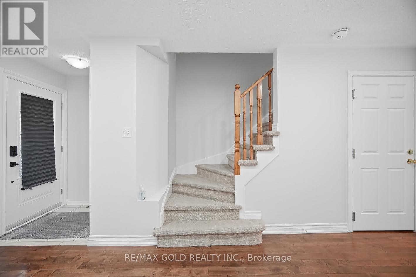61 SAINTSBURY CRESCENT - 24