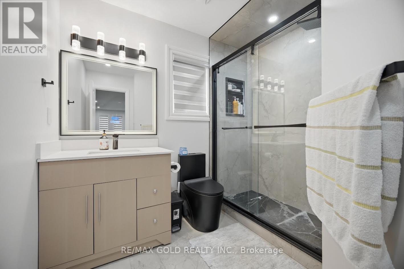 61 SAINTSBURY CRESCENT - 28