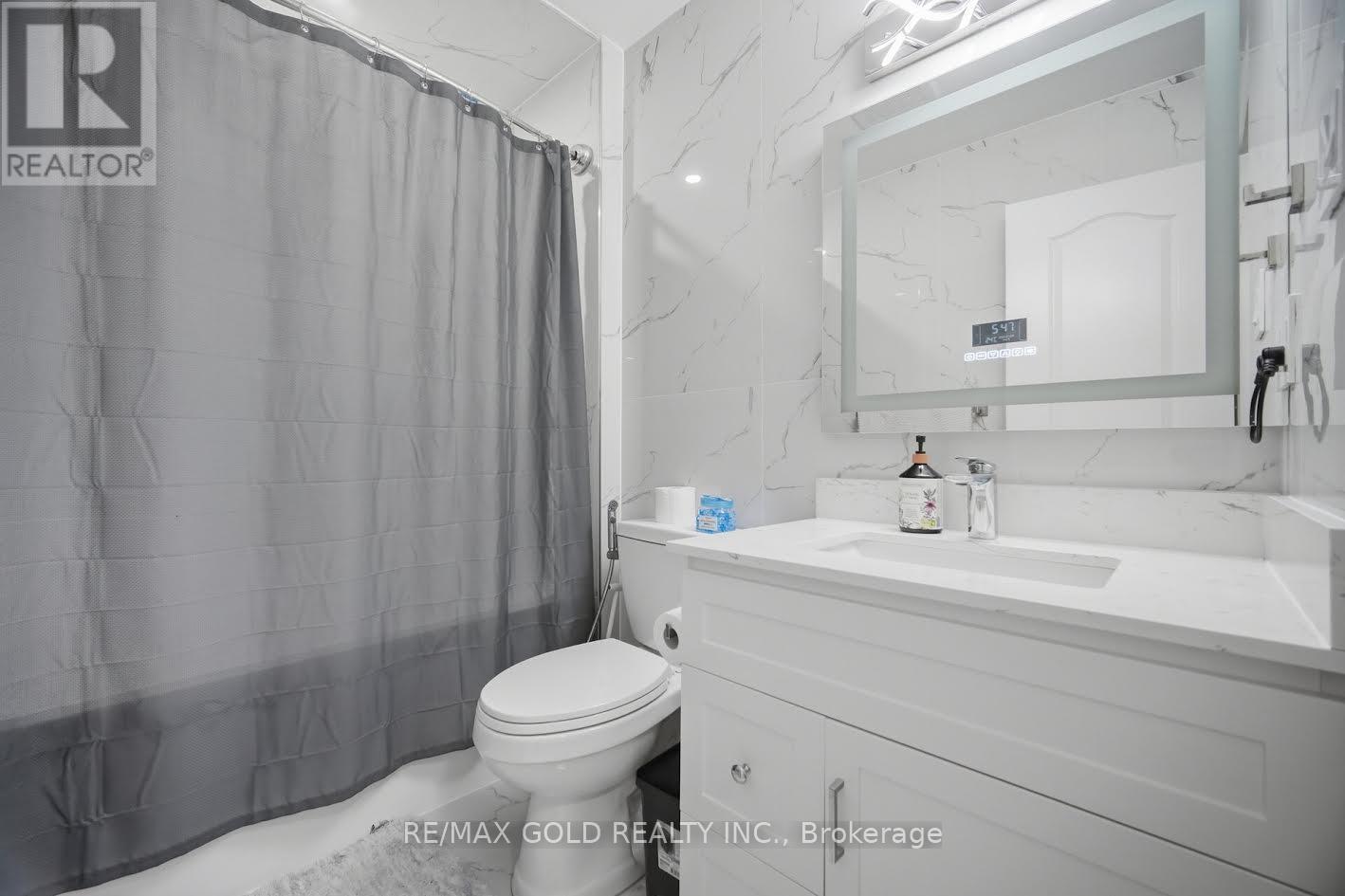 61 SAINTSBURY CRESCENT - Image 35