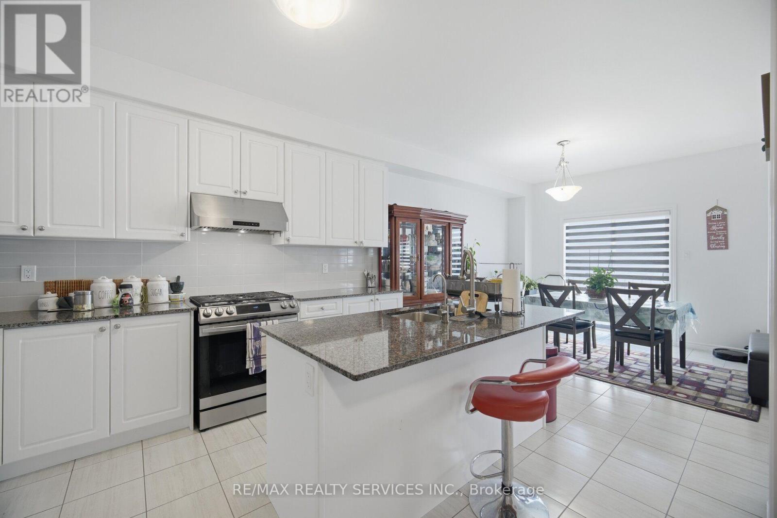 106 SEELEY AVENUE - 16