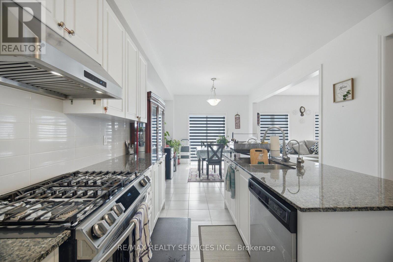 106 SEELEY AVENUE - 17