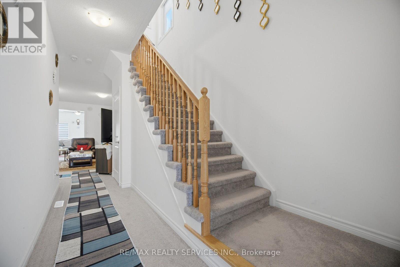 106 SEELEY AVENUE - 26