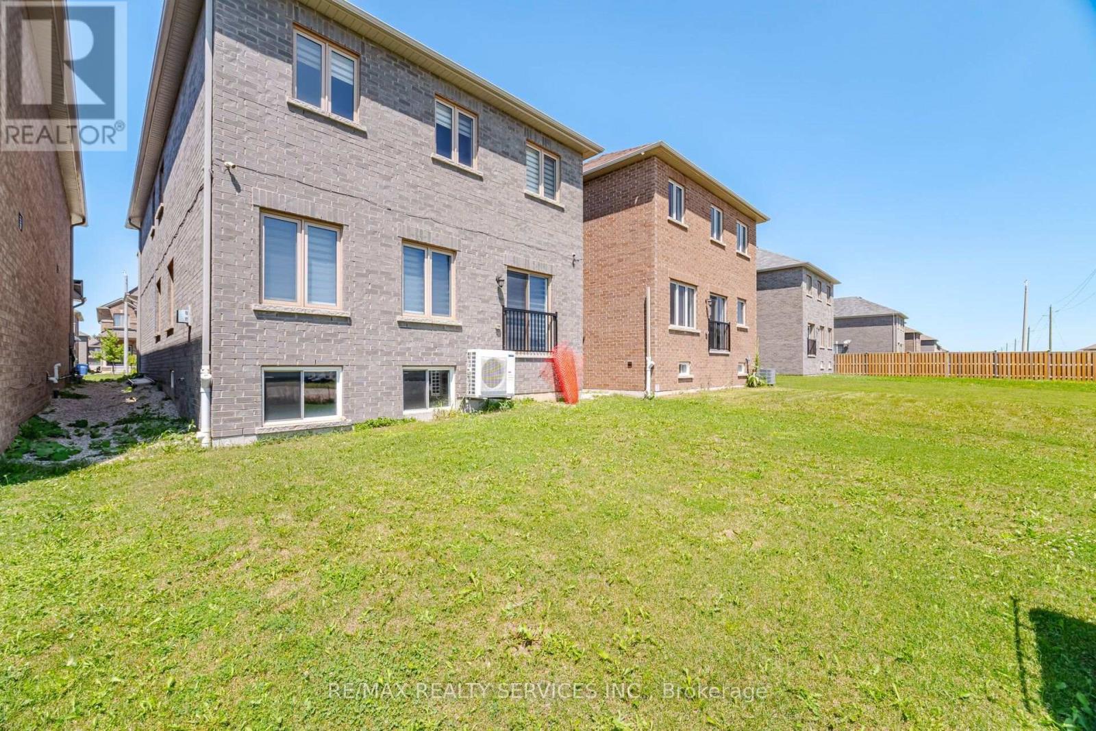 106 SEELEY AVENUE - 46
