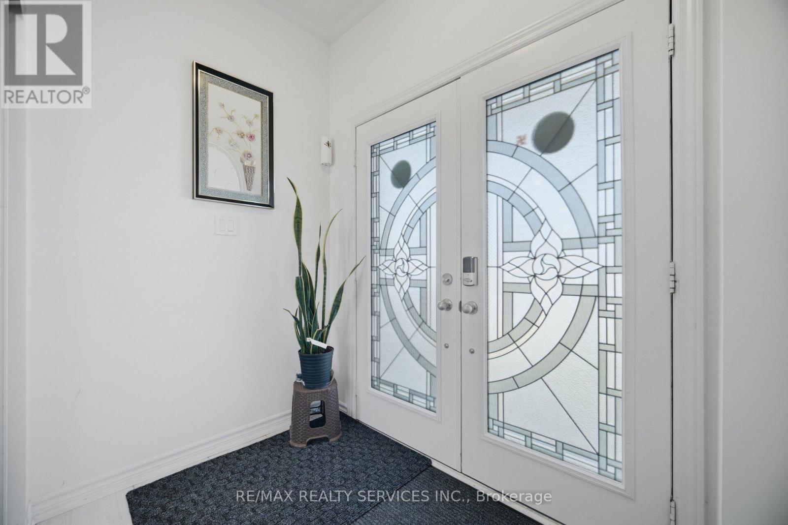 106 SEELEY AVENUE - 9