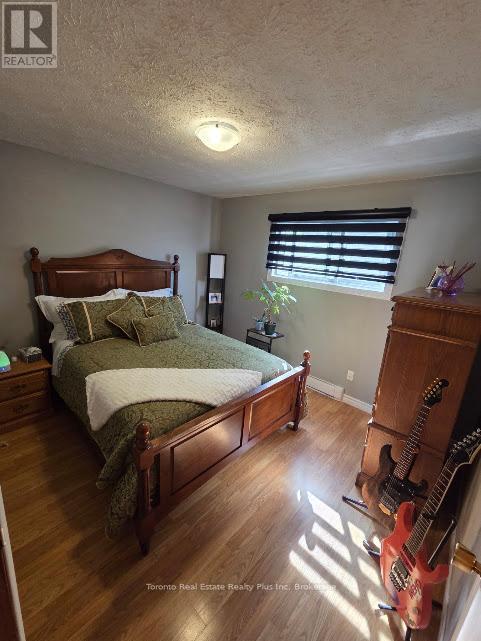 83 LAURIER ROAD - 16