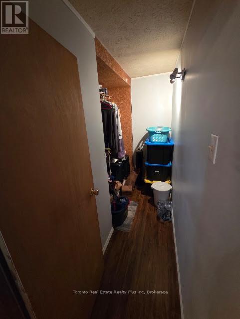 83 LAURIER ROAD - 18
