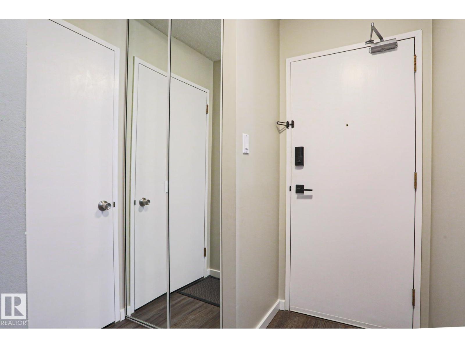 #1104 9835 113 ST NW, Wîhkwêntôwin, Edmonton photo 3