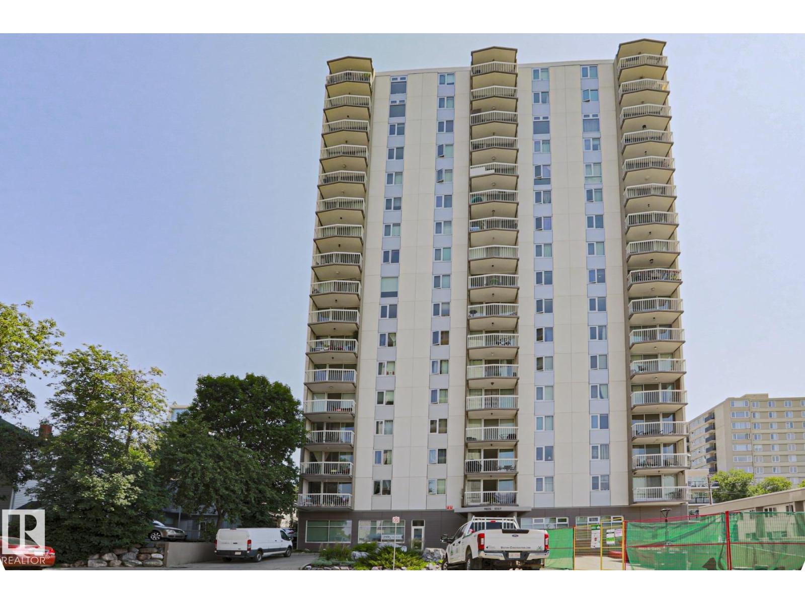 #1104 9835 113 ST NW - 30