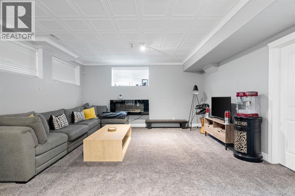 171 Wild Rose Street - Image 32