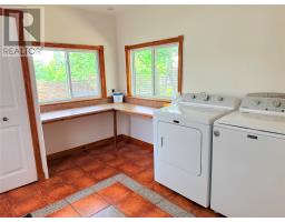 156 Beachy Cove Road thumbnail 12