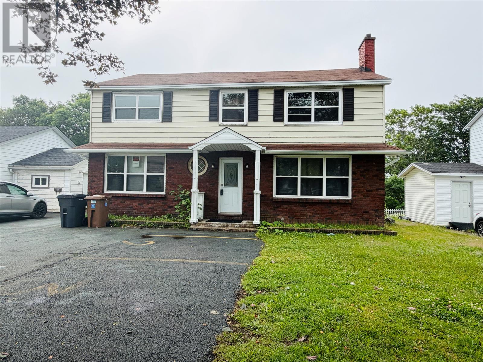 285 Elizabeth Avenue, St. John's — photo 2