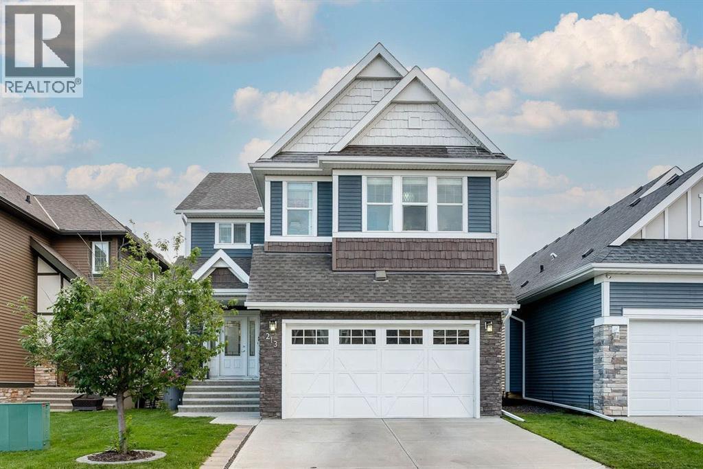 213 Kingsmere Cove SE, King's Heights, Airdrie photo 2