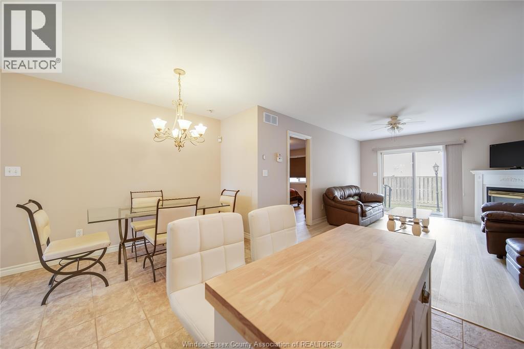 1556 HEATHERGLEN DRIVE - 12