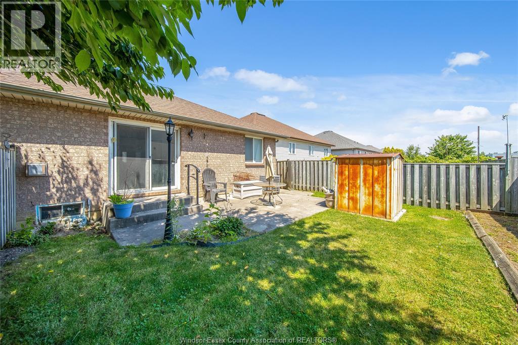 1556 HEATHERGLEN DRIVE - 27