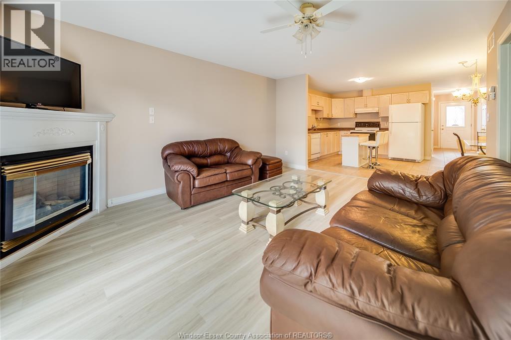1556 HEATHERGLEN DRIVE - 5
