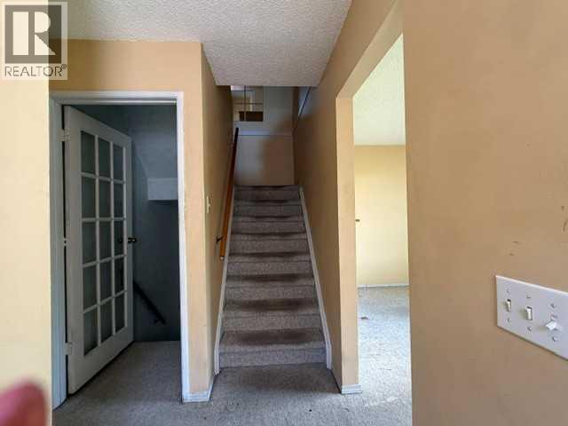 3915 29A Avenue SE, Dover, Calgary photo 2