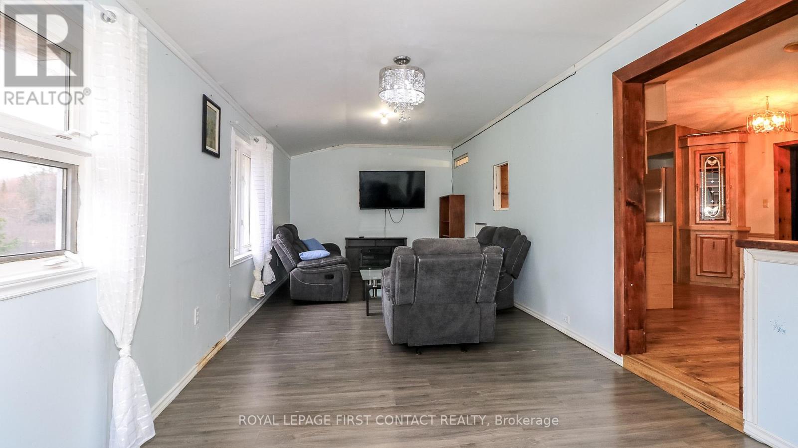 1088 COLONY ROAD - 31