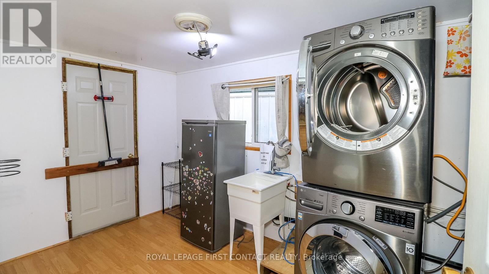 1088 COLONY ROAD - 48