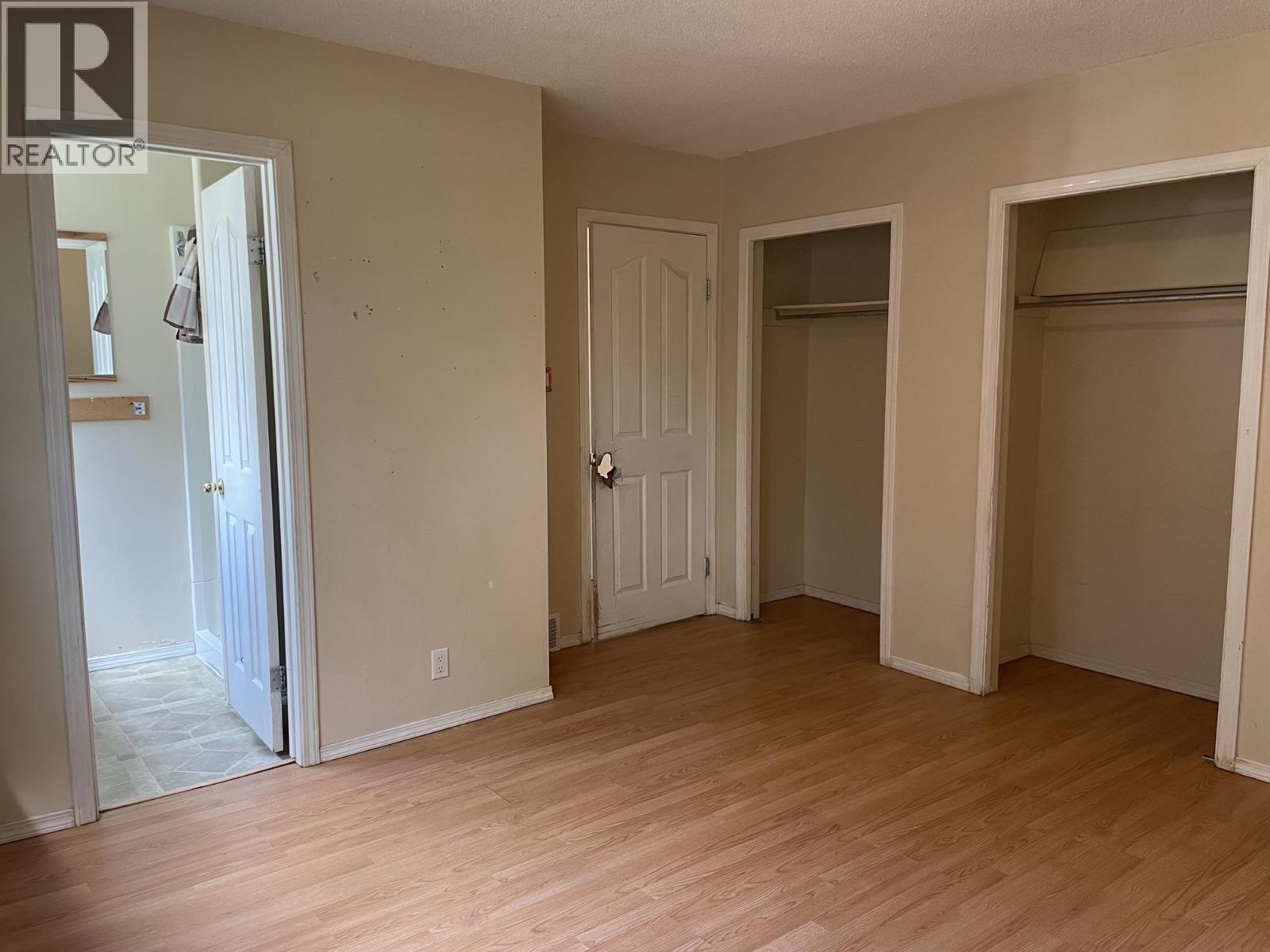 5739 GAIRDNER CRESCENT - 11