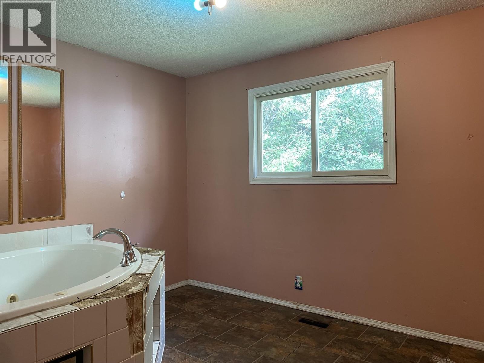 5739 GAIRDNER CRESCENT - Image 14