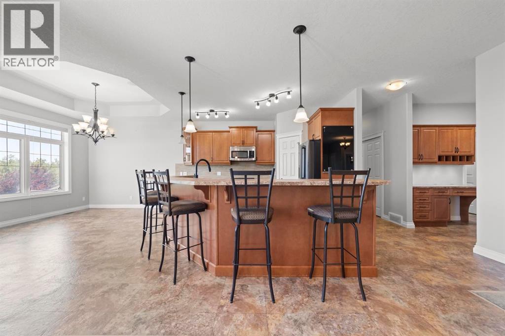 2703 56 Street - 11