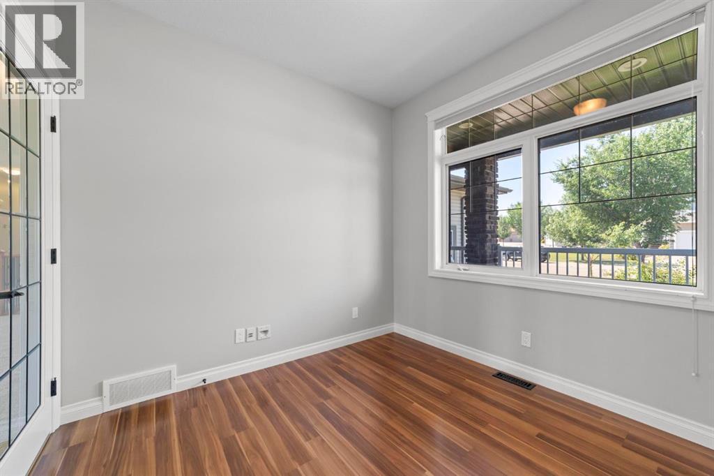 2703 56 Street - 22
