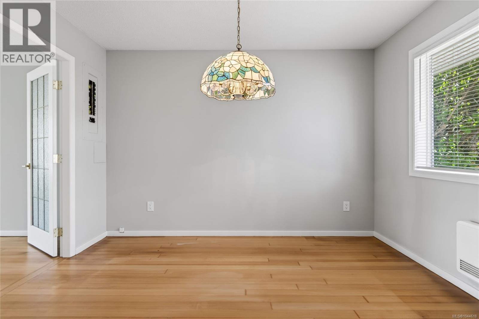 1377 Ocean View Ave - 20