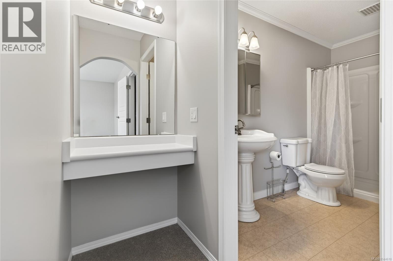 1377 Ocean View Ave - 34