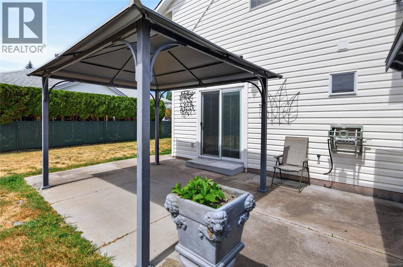 1377 Ocean View Ave - 47
