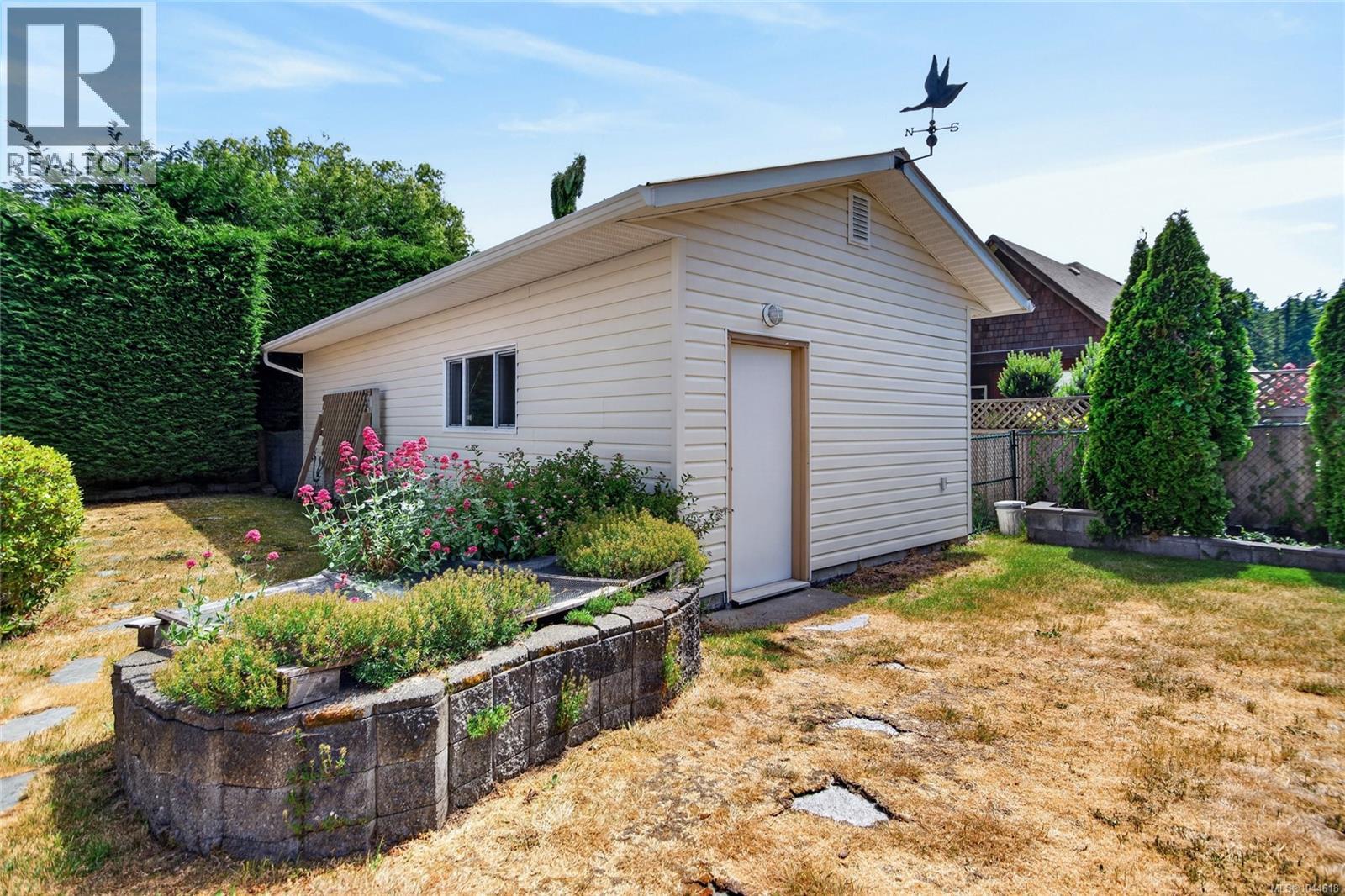 1377 Ocean View Ave - 50